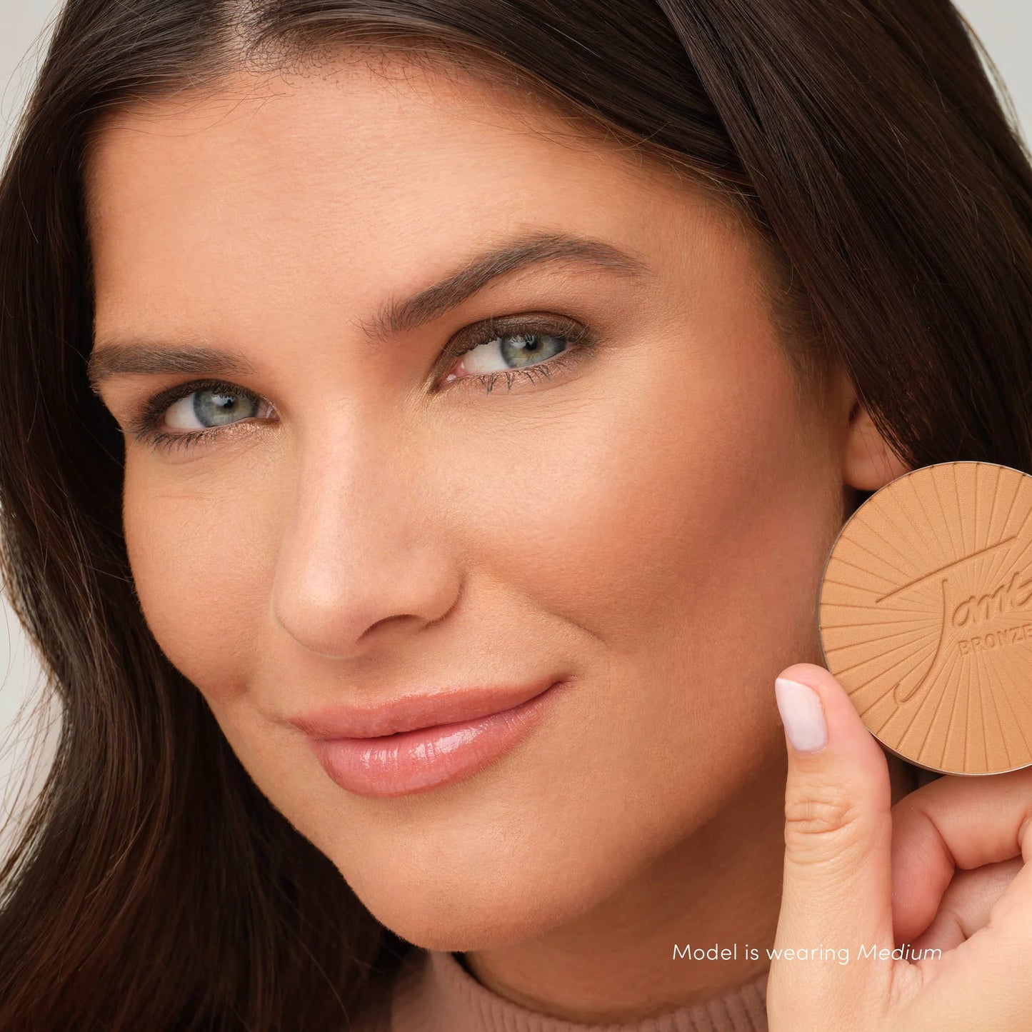 PureBronze Matte Bronzer Refill in Medium by Jane Iredale