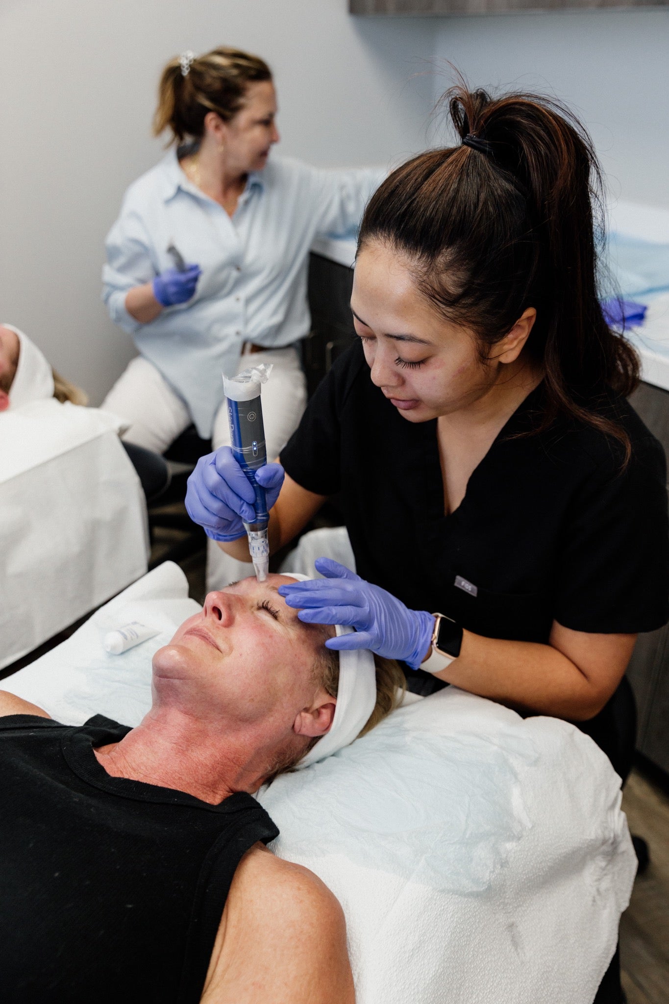 MicroNeedling Training for licensed medical professionals and students.